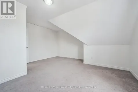 30 Darnell Road Guelph (kortright West) ON N1G 5K3
