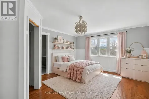 1671 Reindeer Way Ottawa ON K4P 0A2