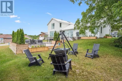 66 Huron Street North Saugeen Shores ON N0H 2L0