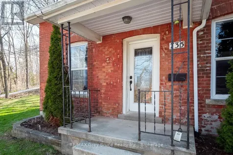 735 5th Avenue East Owen Sound ON N4K 2R7