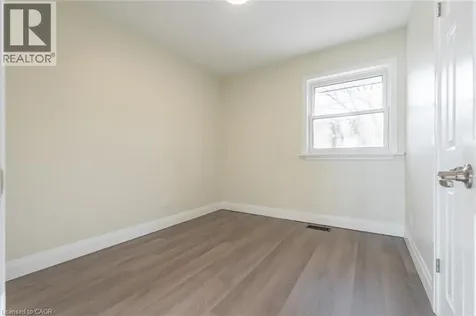 58 Sandalwood Avenue Hamilton ON L8T 2E3