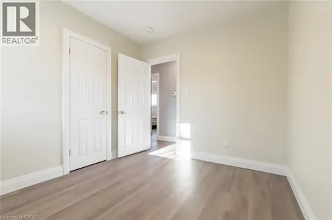 58 Sandalwood Avenue Hamilton ON L8T 2E3