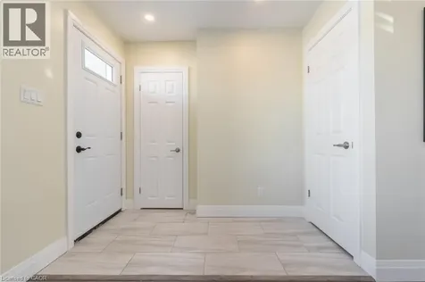 58 Sandalwood Avenue Hamilton ON L8T 2E3