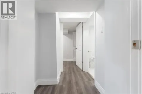 58 Sandalwood Avenue Hamilton ON L8T 2E3