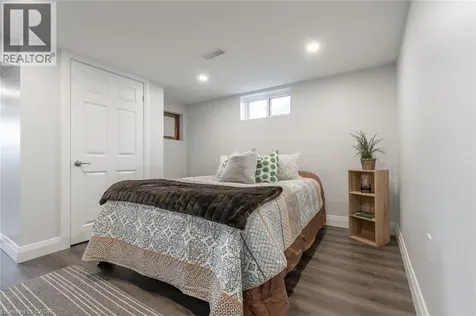 58 Sandalwood Avenue Hamilton ON L8T 2E3