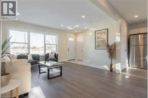 58 Sandalwood Avenue Hamilton ON L8T 2E3