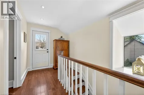 46 Bay Street Mississauga ON L5H 1C3