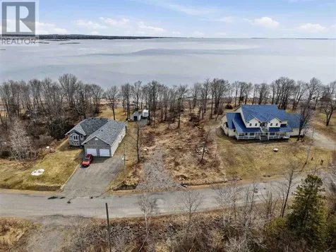 19 Lighthouse Point Drive Thessalon ON P0R 1L0