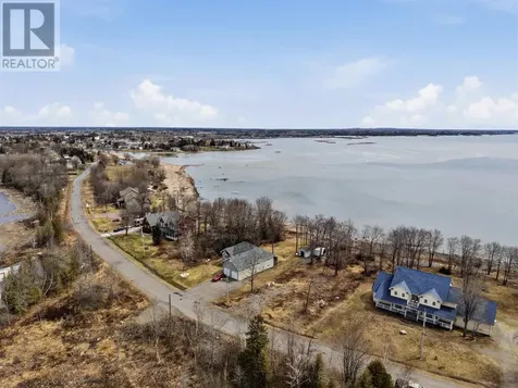 19 Lighthouse Point Drive Thessalon ON P0R 1L0