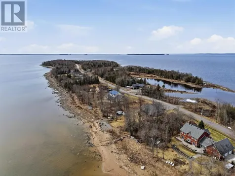 19 Lighthouse Point Drive Thessalon ON P0R 1L0
