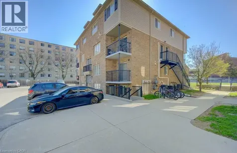 12 Holborn Drive Kitchener ON N2A 0A4
