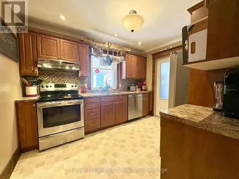 434 13th \"A\" Street West Owen Sound ON N4K 3X2