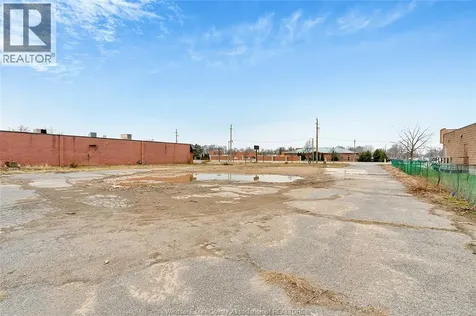 495/485 Sandwich Street South Amherstburg ON N9V 3G5