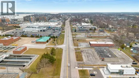 495/485 Sandwich Street South Amherstburg ON N9V 3G5