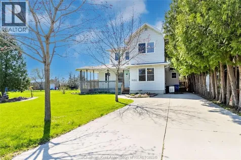 6121 Emerson Avenue Comber ON N0P 1J0
