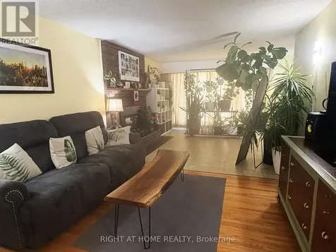 793 River Road Ottawa ON K4M 0T9