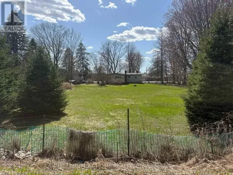793 River Road Ottawa ON K4M 0T9