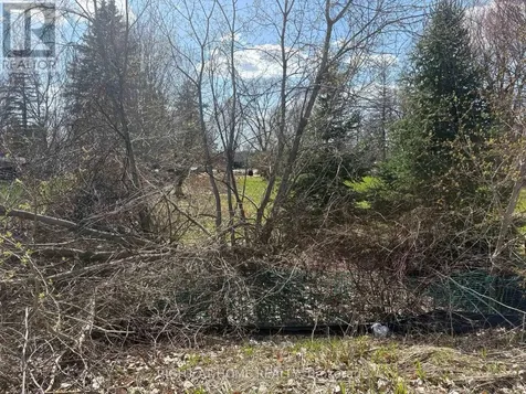 793 River Road Ottawa ON K4M 0T9