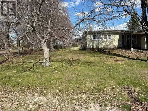 793 River Road Ottawa ON K4M 0T9