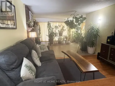 793 River Road Ottawa ON K4M 0T9