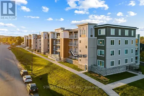 5 Spooner Crescent Collingwood ON L9Y 1T3