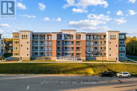 5 Spooner Crescent Collingwood ON L9Y 1T3
