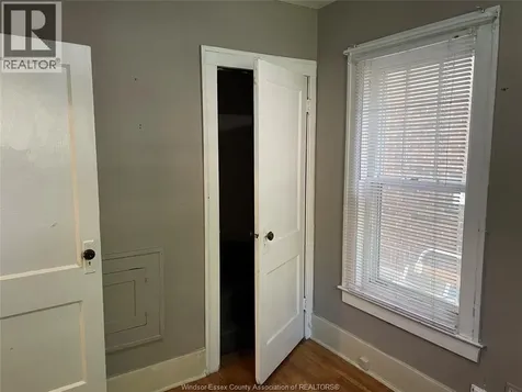 1624 Goyeau Windsor ON N8X 3L6