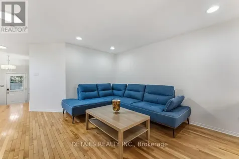 8 Wimbledon Way Ottawa ON K2K 3J2