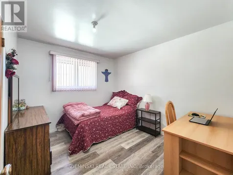 120 Picadilly Circle Iroquois Falls ON P0K 1E0