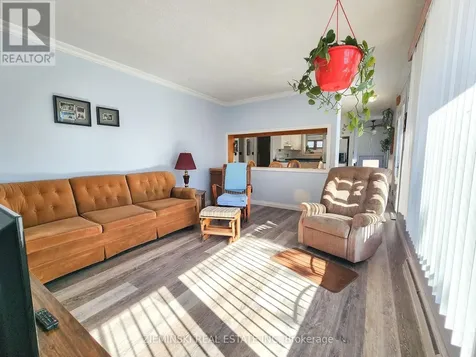 120 Picadilly Circle Iroquois Falls ON P0K 1E0