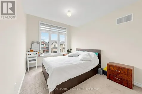 17 Closson Drive Whitby ON L1N 9Y6