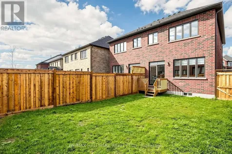 17 Closson Drive Whitby ON L1N 9Y6