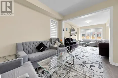 17 Closson Drive Whitby ON L1N 9Y6