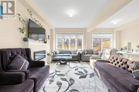17 Closson Drive Whitby ON L1N 9Y6