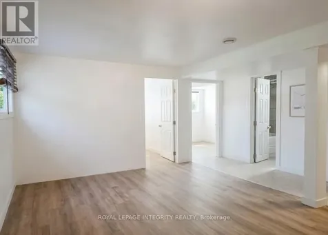 176 Oakridge Boulevard Ottawa ON K2G 2V2