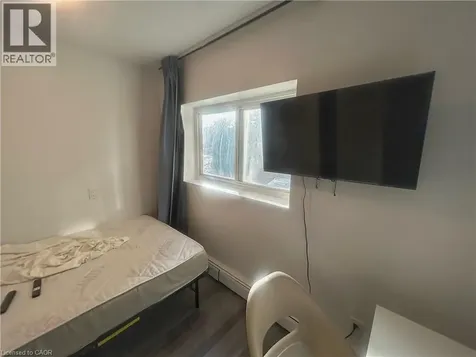 303 King Street North Waterloo ON N2J 2Z1