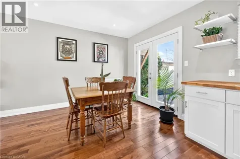 113 Niagara Street Welland ON L3C 1J4