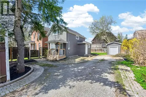 113 Niagara Street Welland ON L3C 1J4