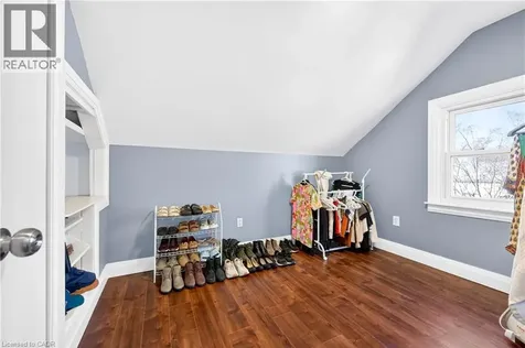 113 Niagara Street Welland ON L3C 1J4
