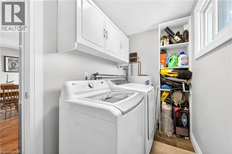 113 Niagara Street Welland ON L3C 1J4