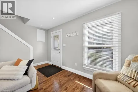 113 Niagara Street Welland ON L3C 1J4
