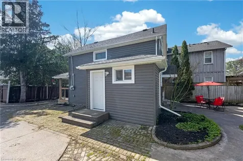 113 Niagara Street Welland ON L3C 1J4