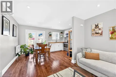113 Niagara Street Welland ON L3C 1J4