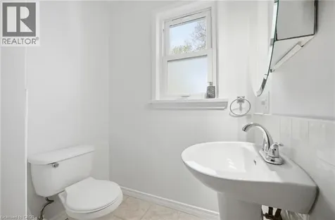 36 Woodelm Drive St. Catharines ON L2M 4N3