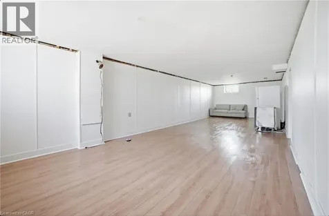 36 Woodelm Drive St. Catharines ON L2M 4N3