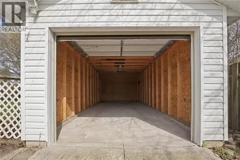 36 Woodelm Drive St. Catharines ON L2M 4N3