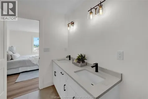 20 Cornerstone Place Chatham ON N7M 0V8