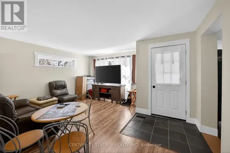 33 A & B Napoleon Street Carleton Place ON K7C 2X4