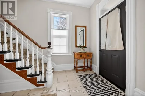 33 A & B Napoleon Street Carleton Place ON K7C 2X4