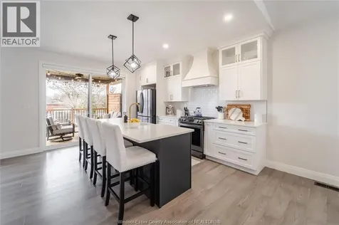34 Noble Court Amherstburg ON N9V 0G8